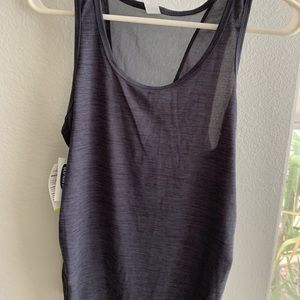 Maternity athletic wear